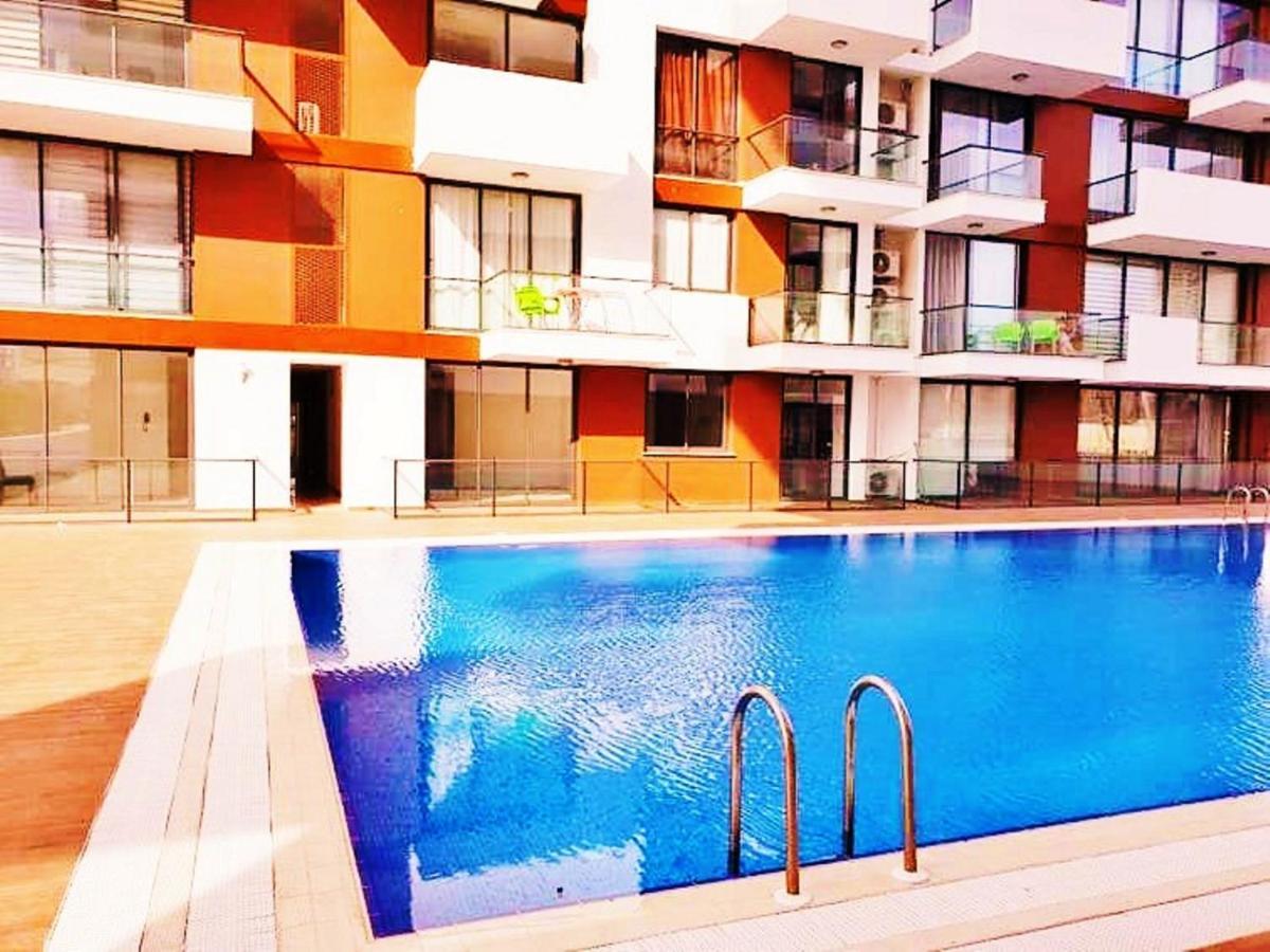 Uptown Holiday App & Pool Daily Rental Contactless Check In & Check Out Famagusta  Luaran gambar
