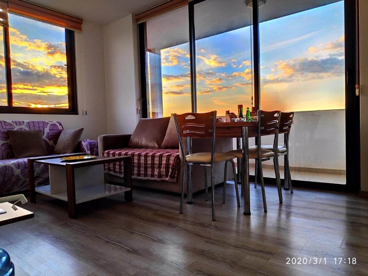 Uptown Holiday App & Pool Daily Rental Contactless Check In & Check Out Famagusta  Luaran gambar