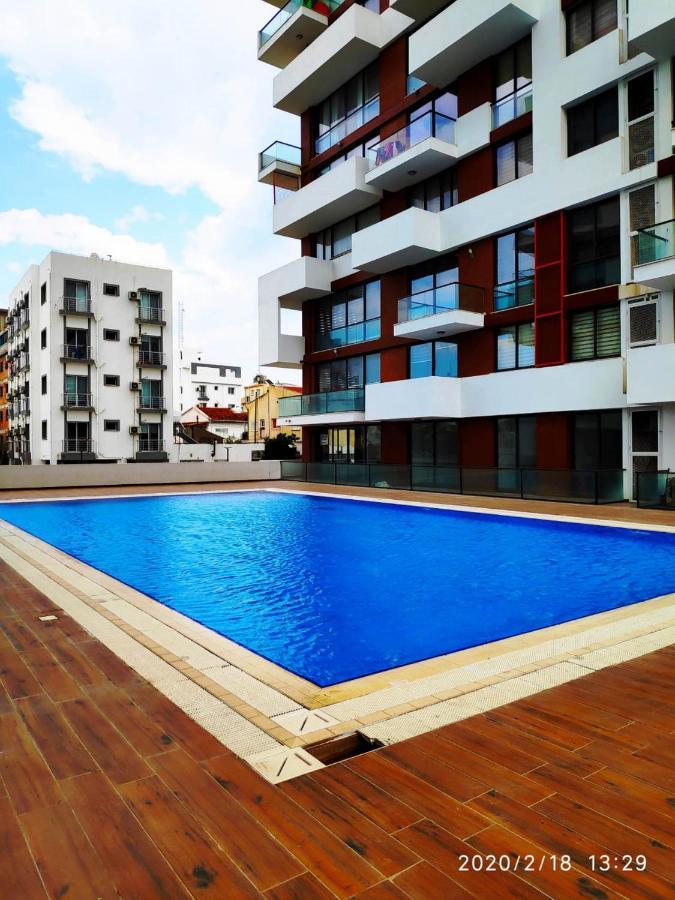 Uptown Holiday App & Pool Daily Rental Contactless Check In & Check Out Famagusta  Luaran gambar