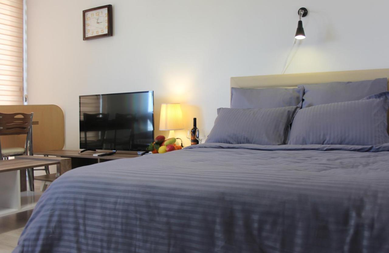 Uptown Holiday App & Pool Daily Rental Contactless Check In & Check Out Famagusta  Luaran gambar