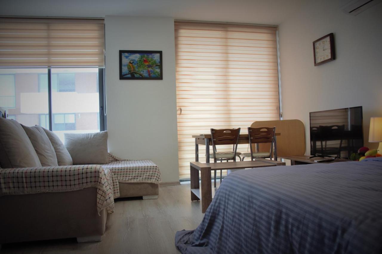 Uptown Holiday App & Pool Daily Rental Contactless Check In & Check Out Famagusta  Luaran gambar