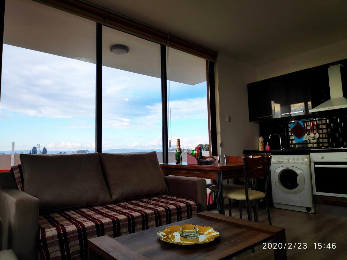 Uptown Holiday App & Pool Daily Rental Contactless Check In & Check Out Famagusta  Luaran gambar